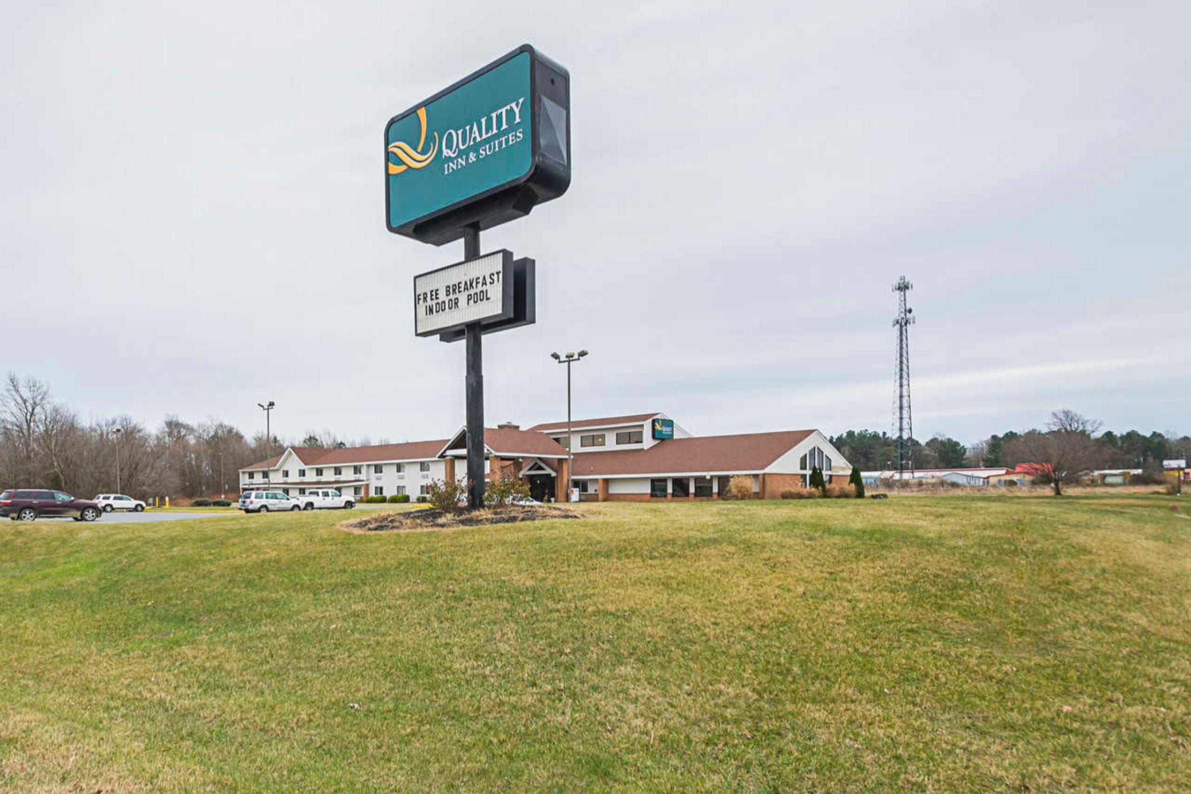 Quality Inn & Suites Harrington - Milford Exterior photo
